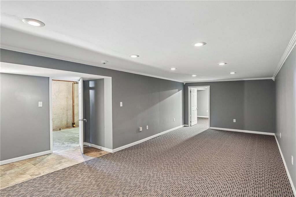 7237 Lafayette Avenue — photo 15