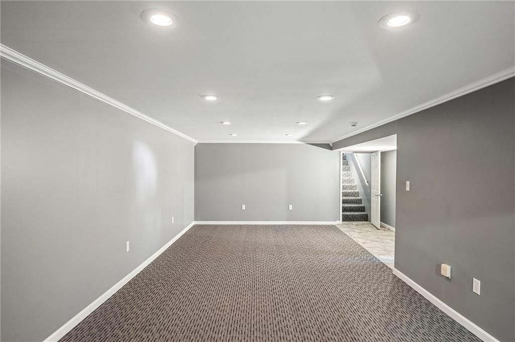 7237 Lafayette Avenue — photo 16