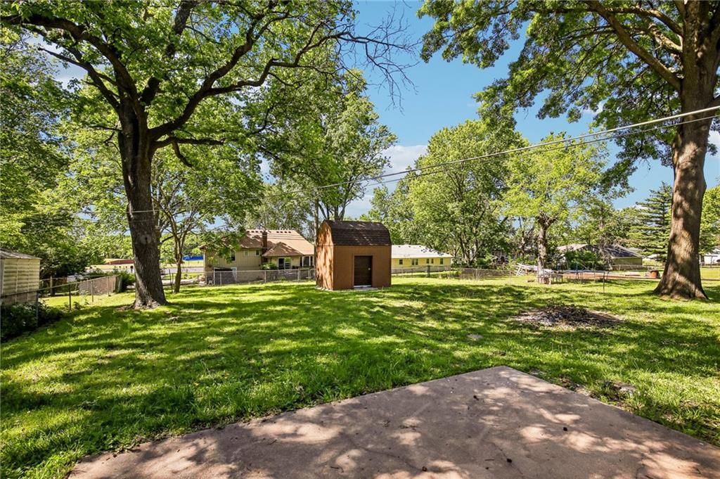 7237 Lafayette Avenue — photo 22