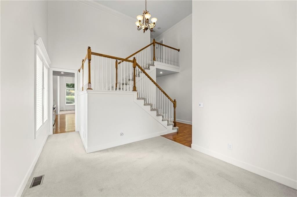 16019 S Locust Street — photo 8