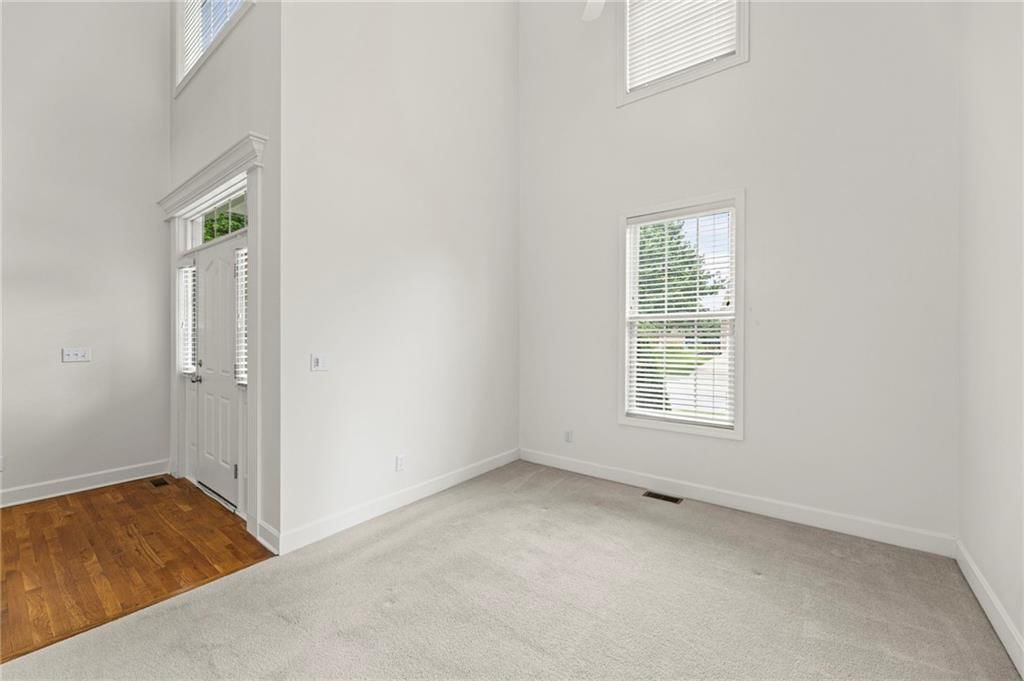 16019 S Locust Street — photo 9