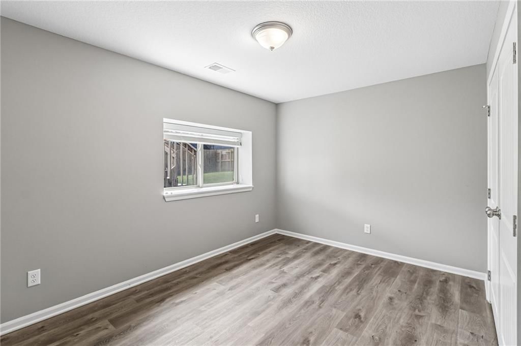 1205 NW Hilltop Lane — photo 26