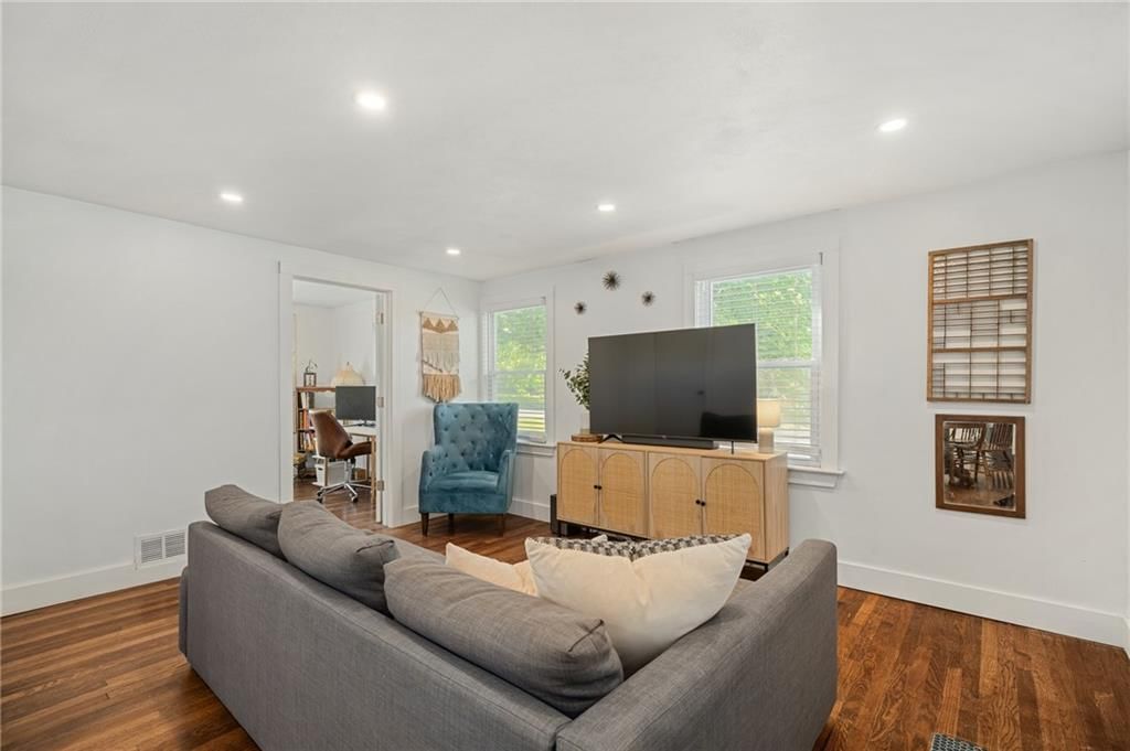 3125 S 9th Terrace — photo 4