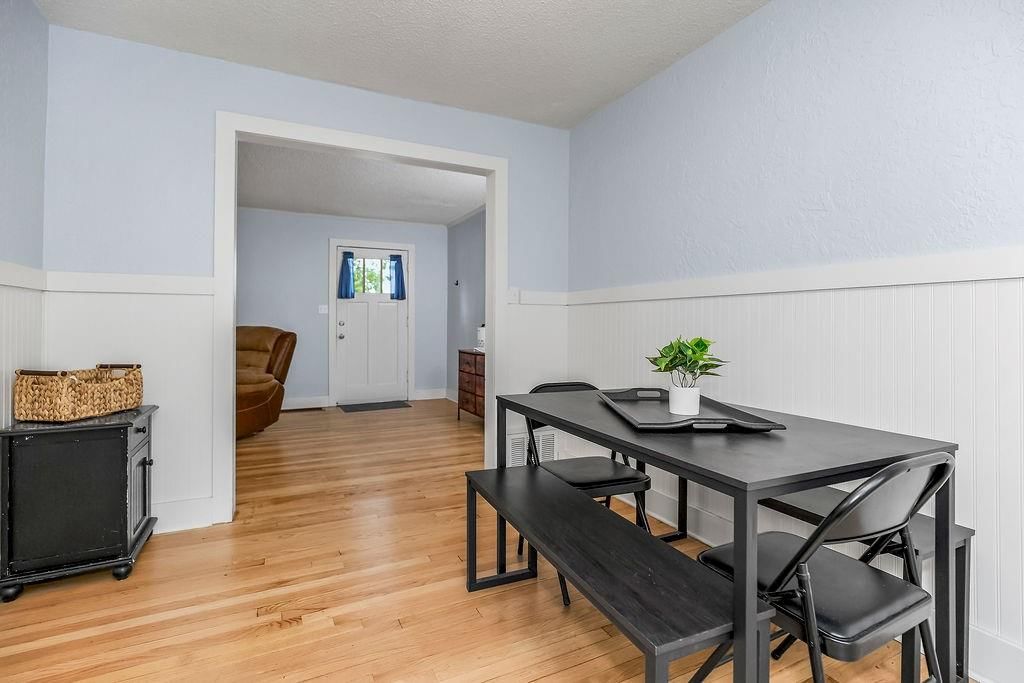 3216 S Hardy Avenue — photo 6