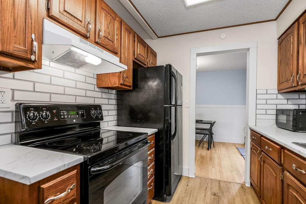 3216 S Hardy Avenue — photo 9