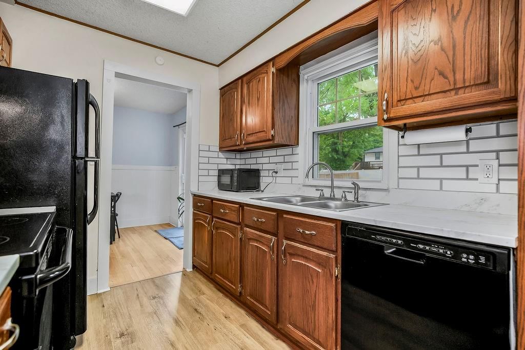 3216 S Hardy Avenue — photo 10