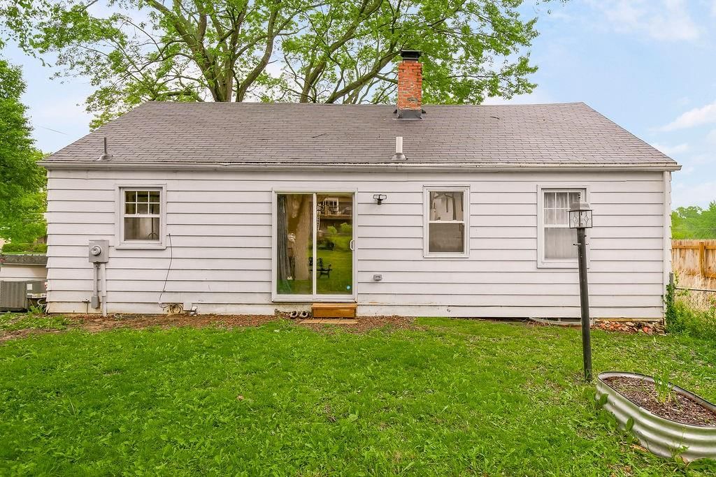 3216 S Hardy Avenue — photo 22