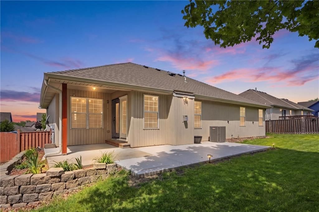 3205 SW Alice Lane — photo 41