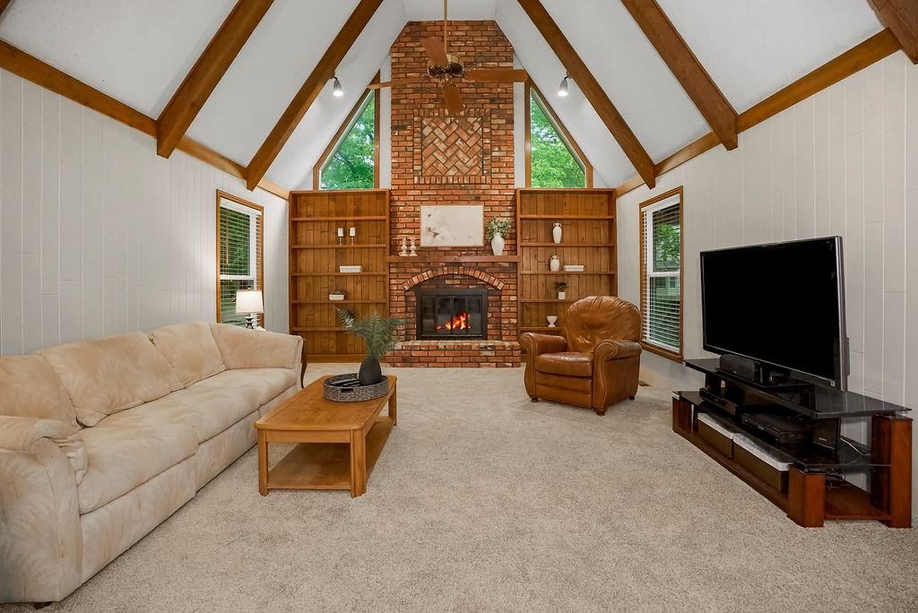 9010 Swarner Drive — photo 4