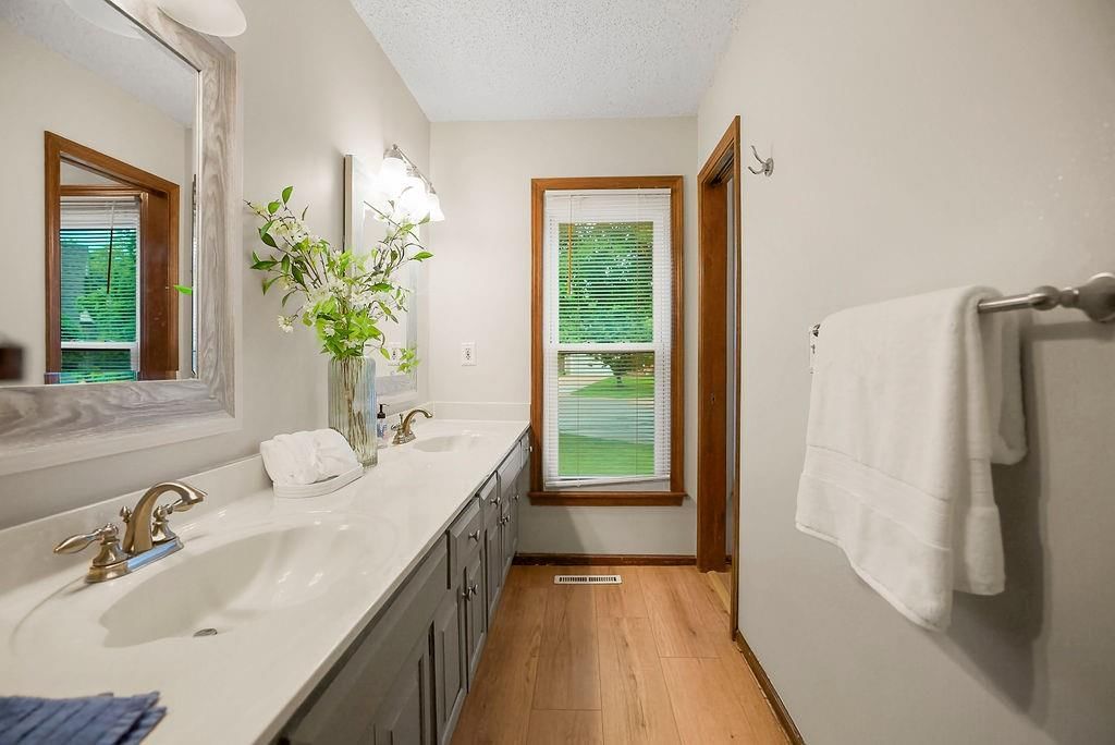 9010 Swarner Drive — photo 20