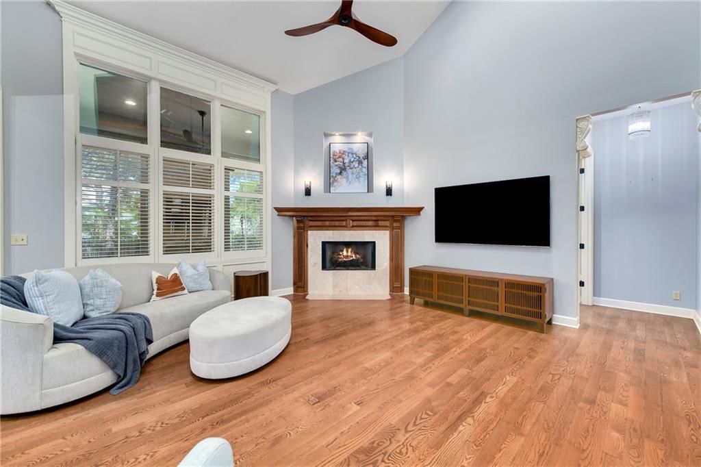 5404 W 124th Terrace — photo 10