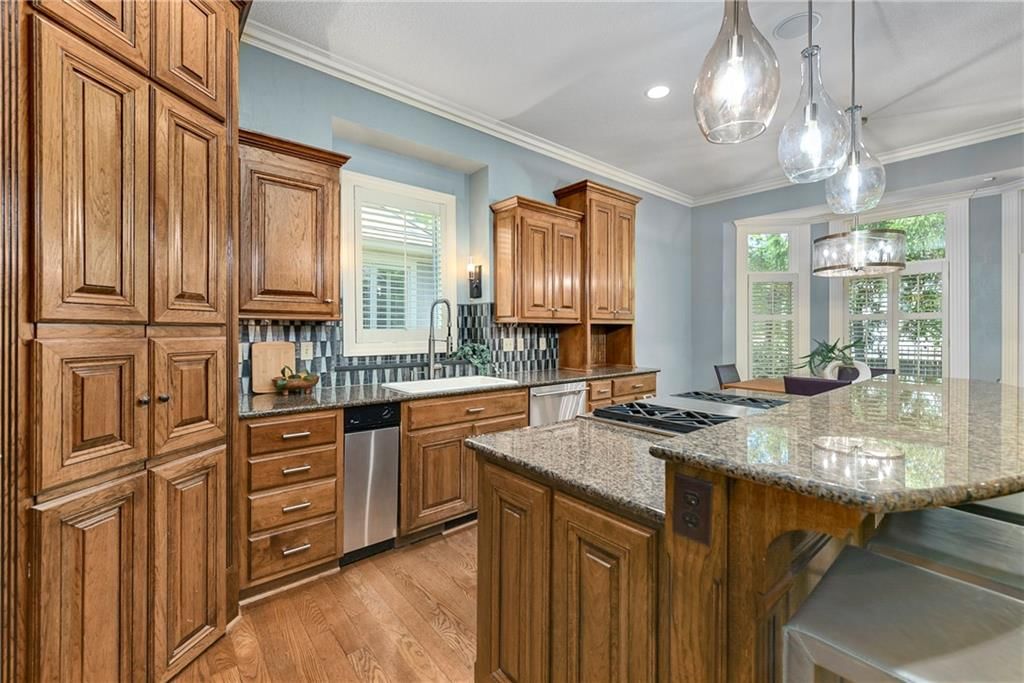5404 W 124th Terrace — photo 18