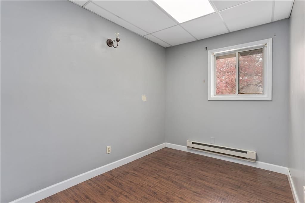 324 Elm Street — photo 17