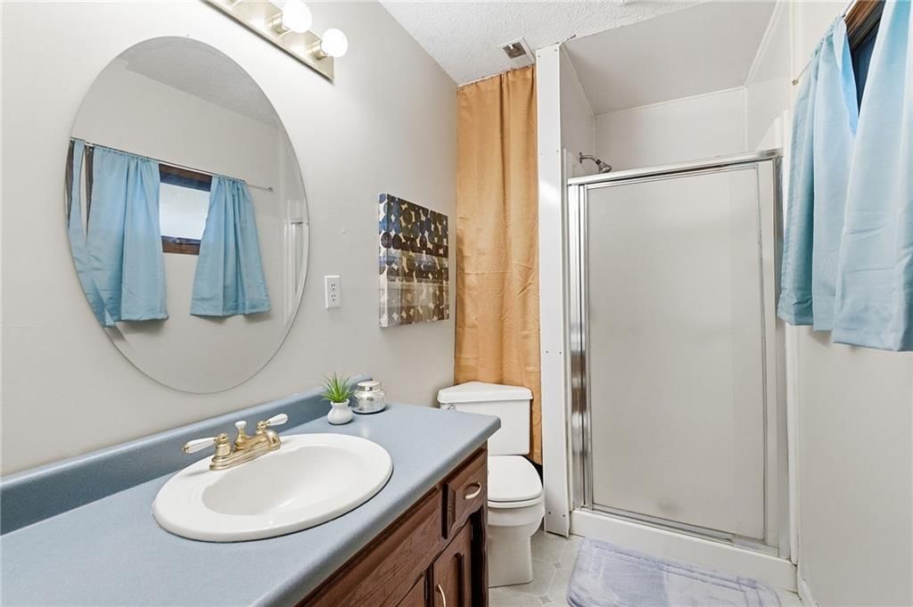 605 Pearl Street — photo 23