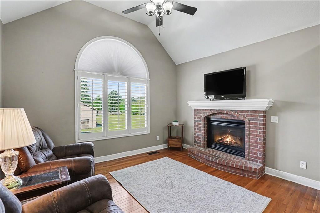 9705 NE JACOB Lane — photo 8