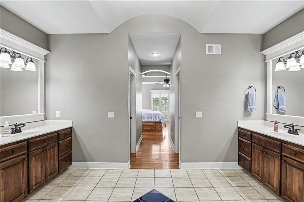 9705 NE JACOB Lane — photo 22