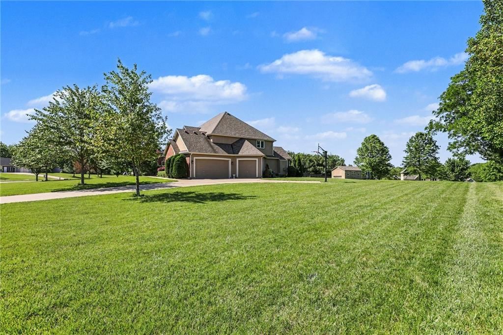 9705 NE JACOB Lane — photo 44