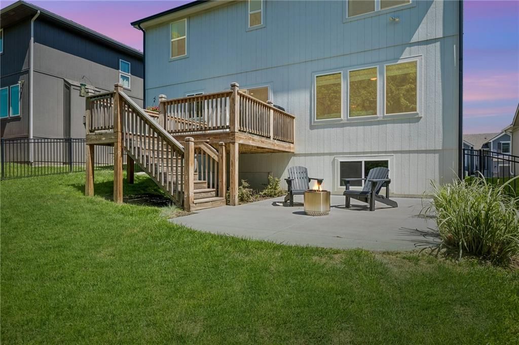 16135 Giorgia Street — photo 3