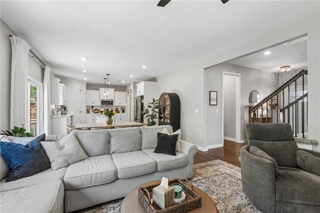 16135 Giorgia Street — photo 13