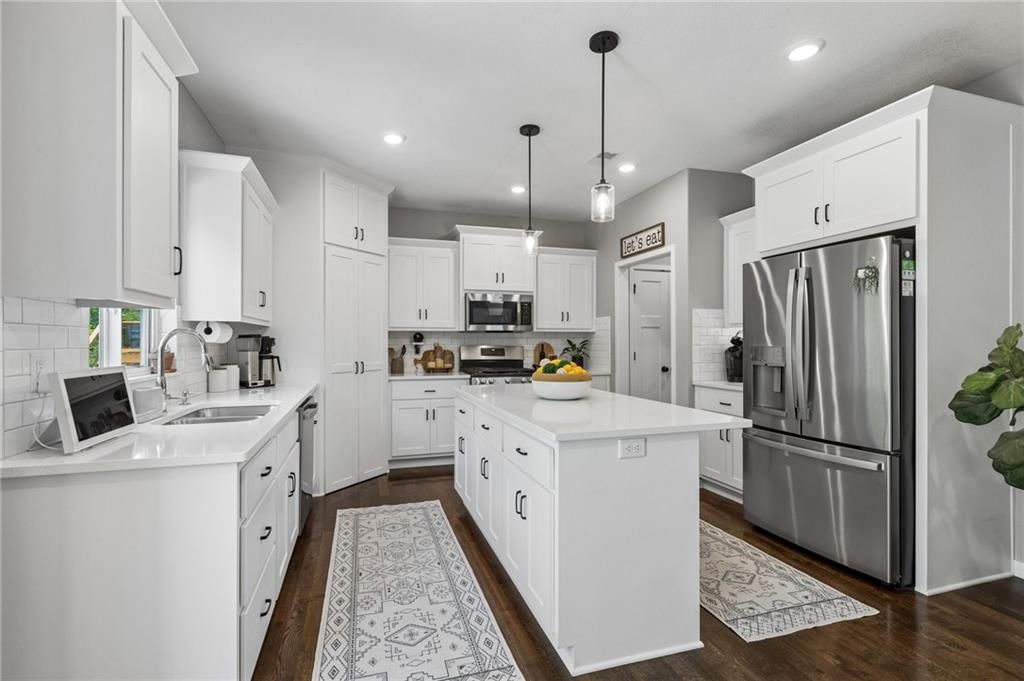 16135 Giorgia Street — photo 16