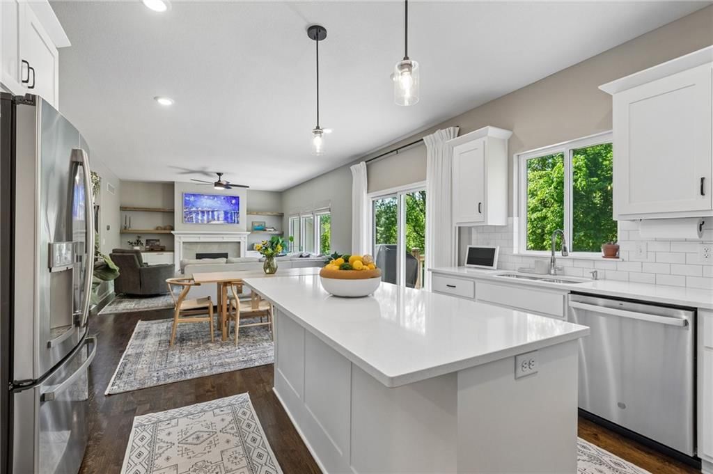 16135 Giorgia Street — photo 17