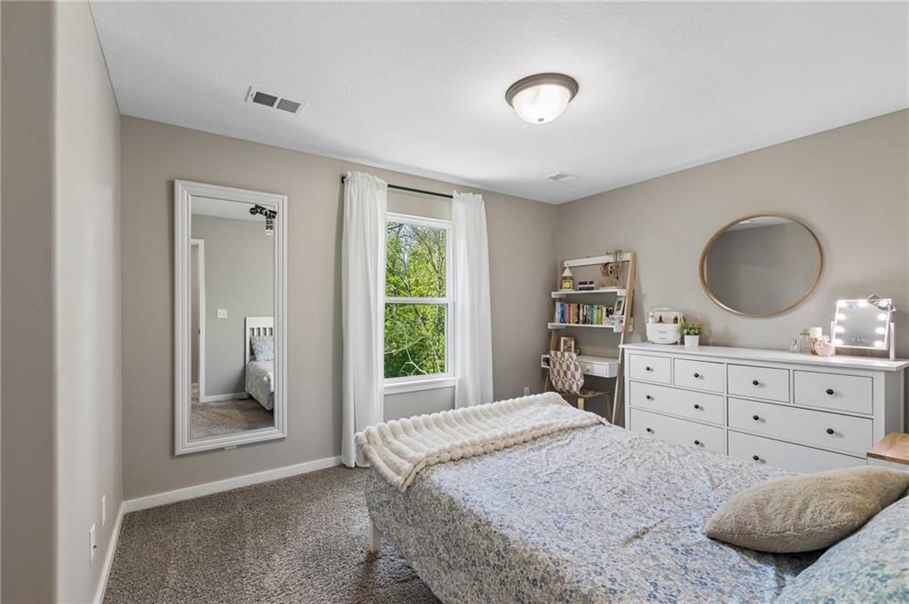 16135 Giorgia Street — photo 32