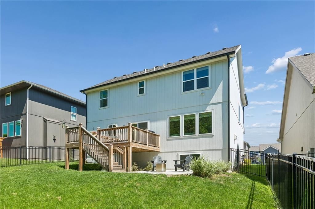 16135 Giorgia Street — photo 60