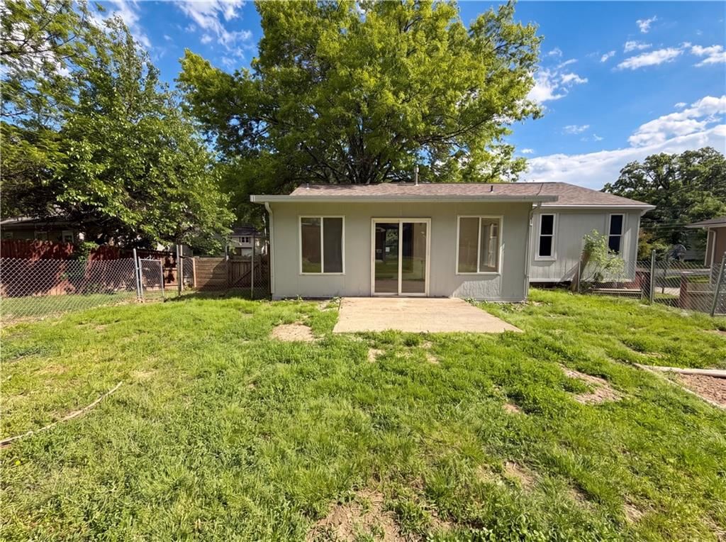 2808 NE 39th Street — photo 16
