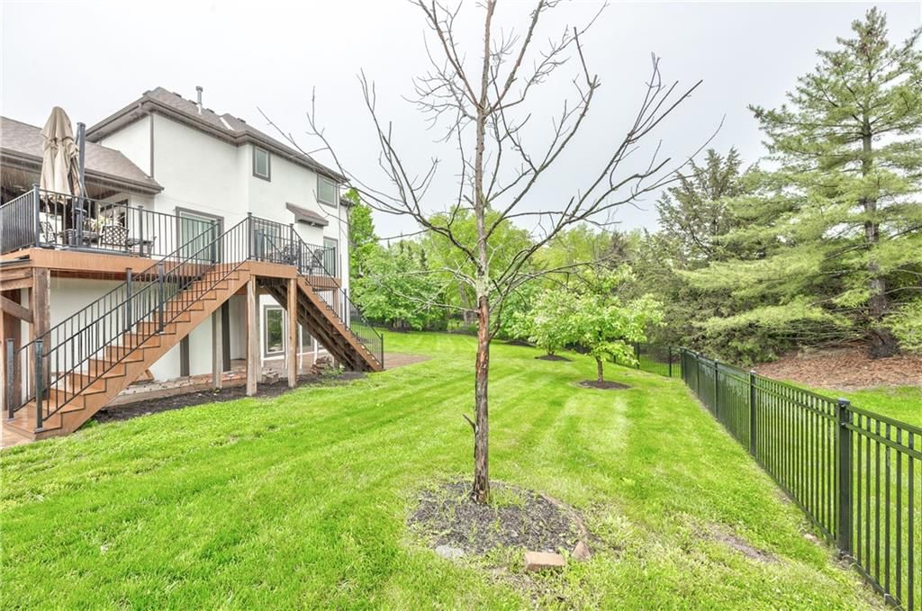 16620 Birch Street — photo 32