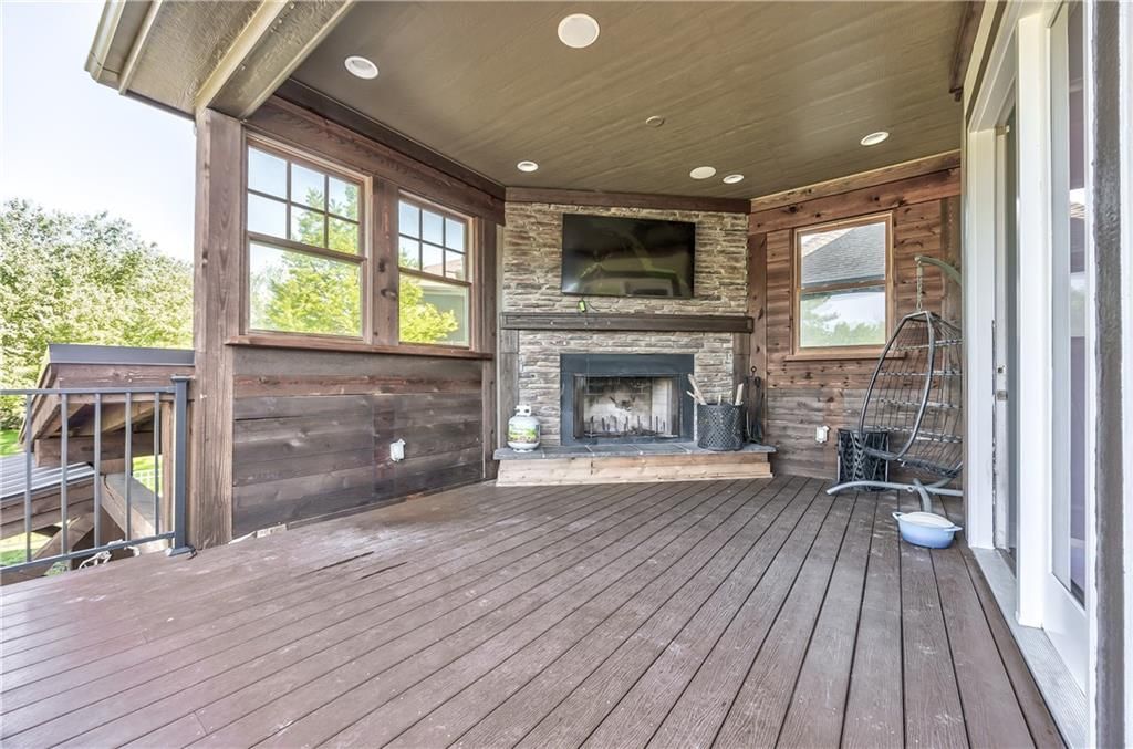 16620 Birch Street — photo 34