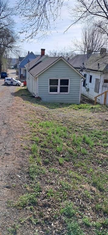 2110 N 2nd Street — photo 11