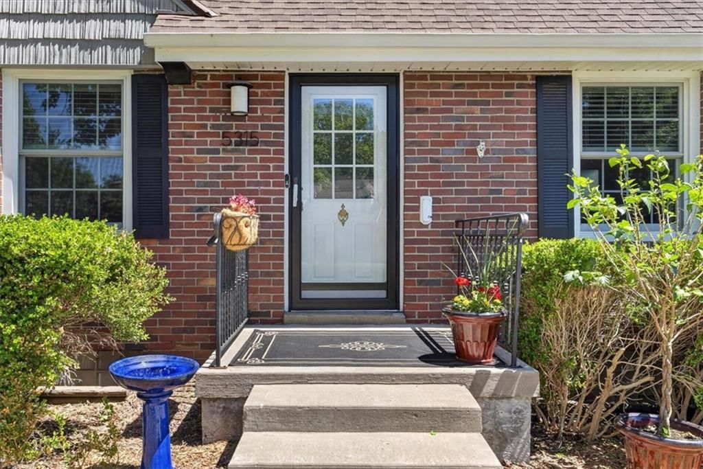 5315 Clark Drive — photo 3