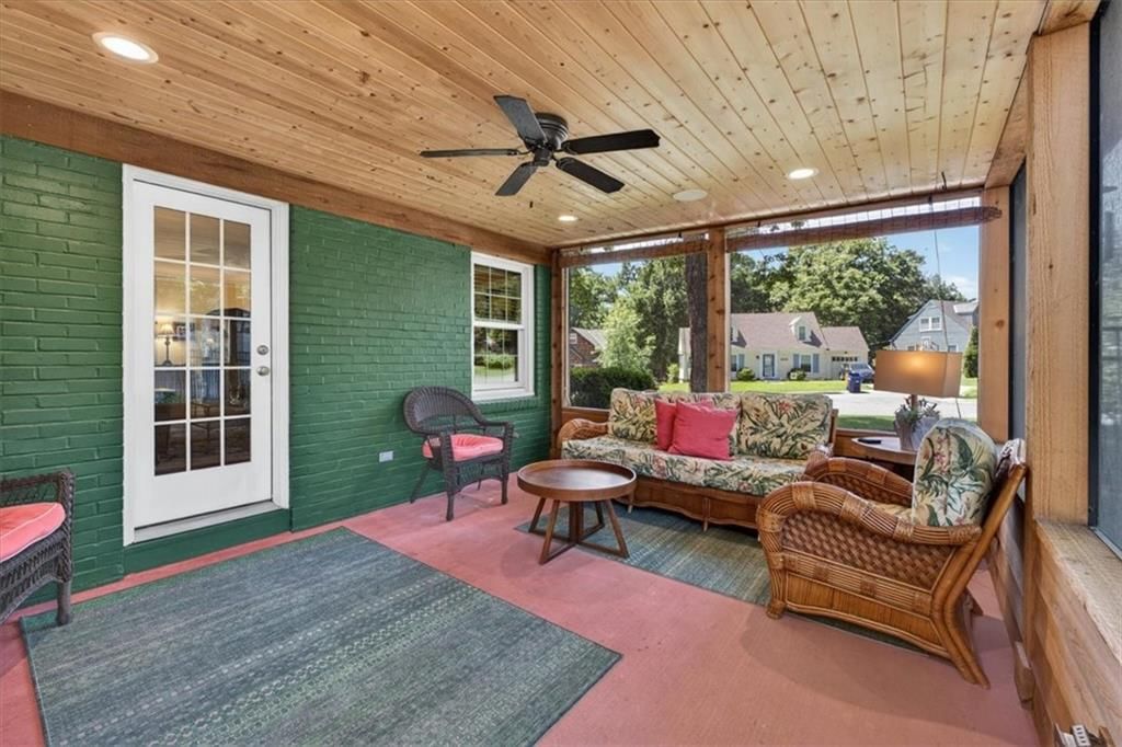 5315 Clark Drive — photo 12