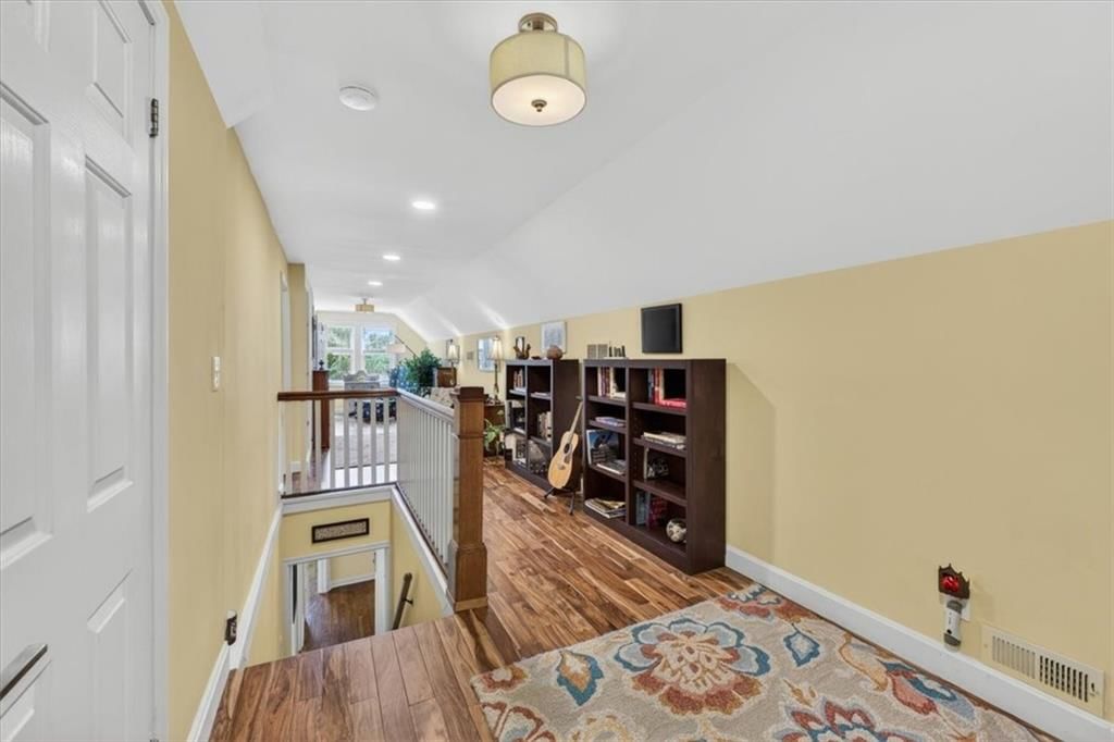 5315 Clark Drive — photo 17