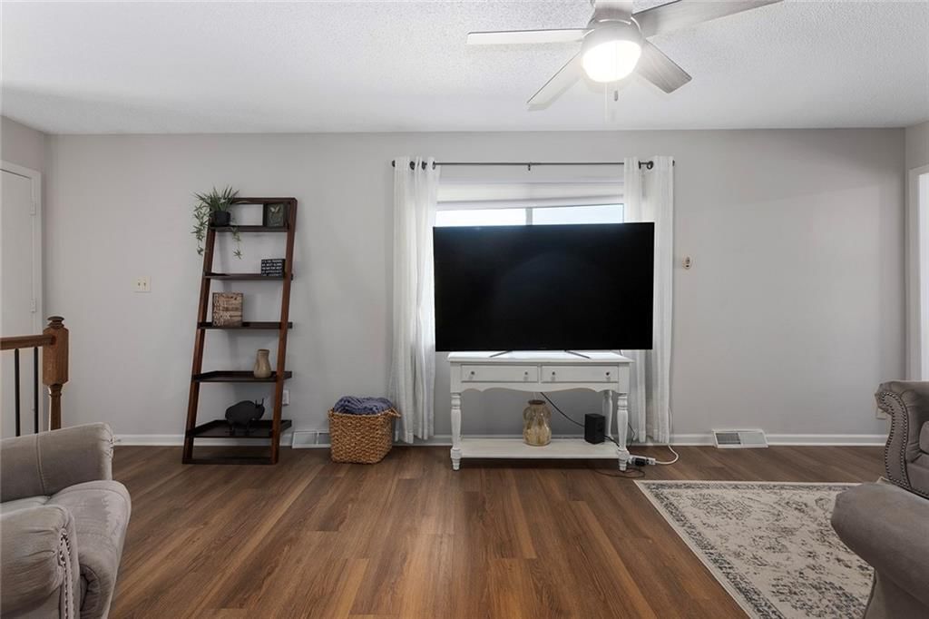 5330 NW 87th Court — photo 6