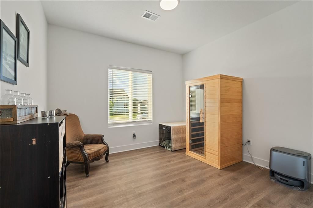 1592 Grayhawk Drive — photo 4