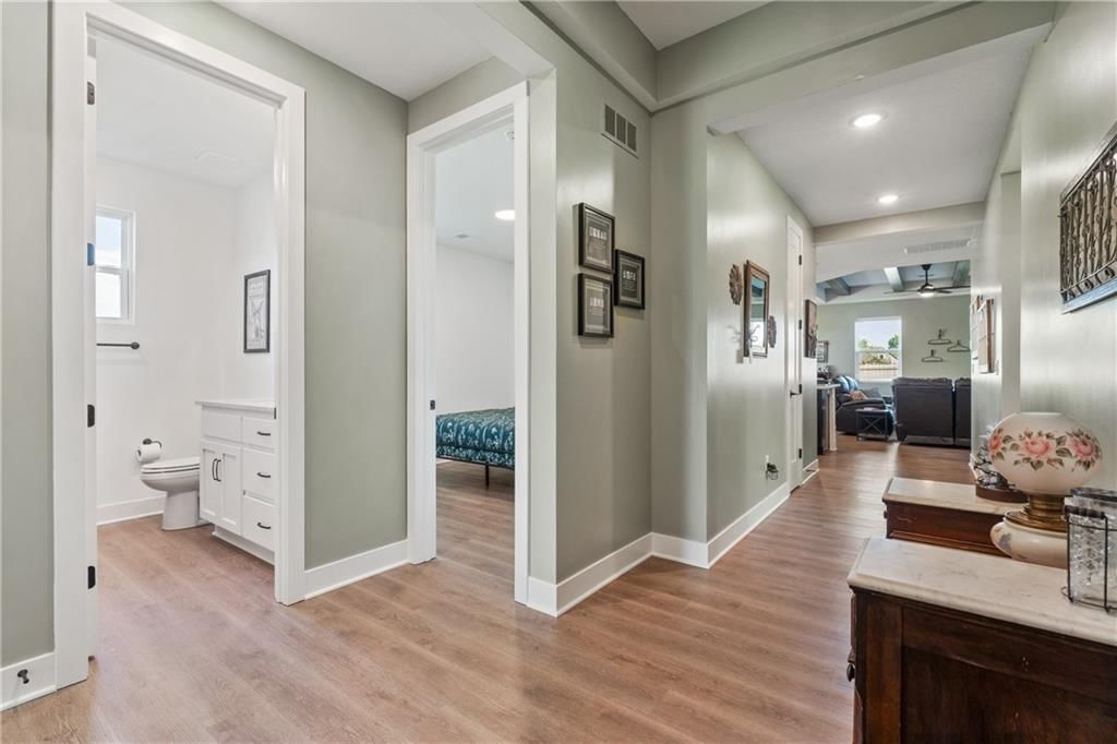 1592 Grayhawk Drive — photo 9