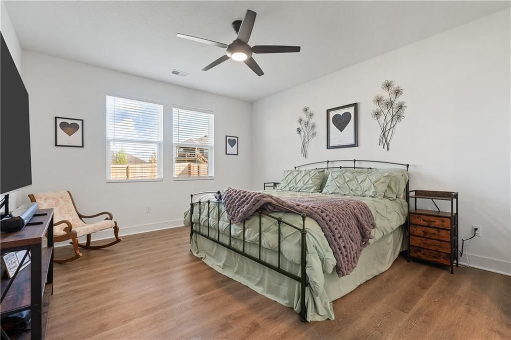 1592 Grayhawk Drive — photo 32