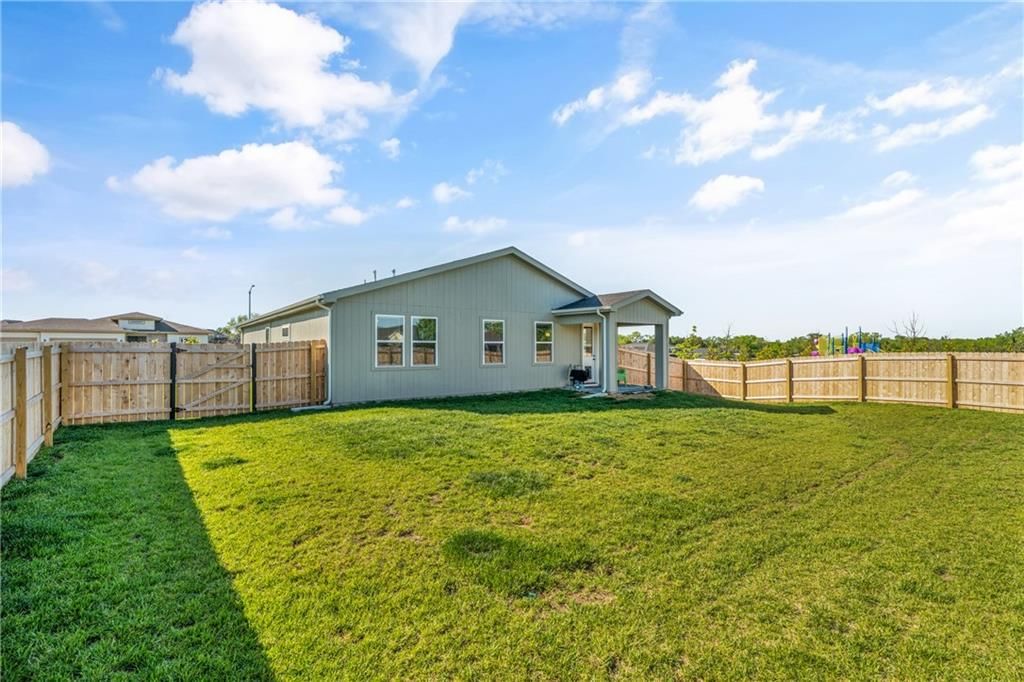 1592 Grayhawk Drive — photo 43