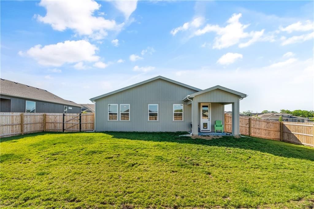 1592 Grayhawk Drive — photo 44