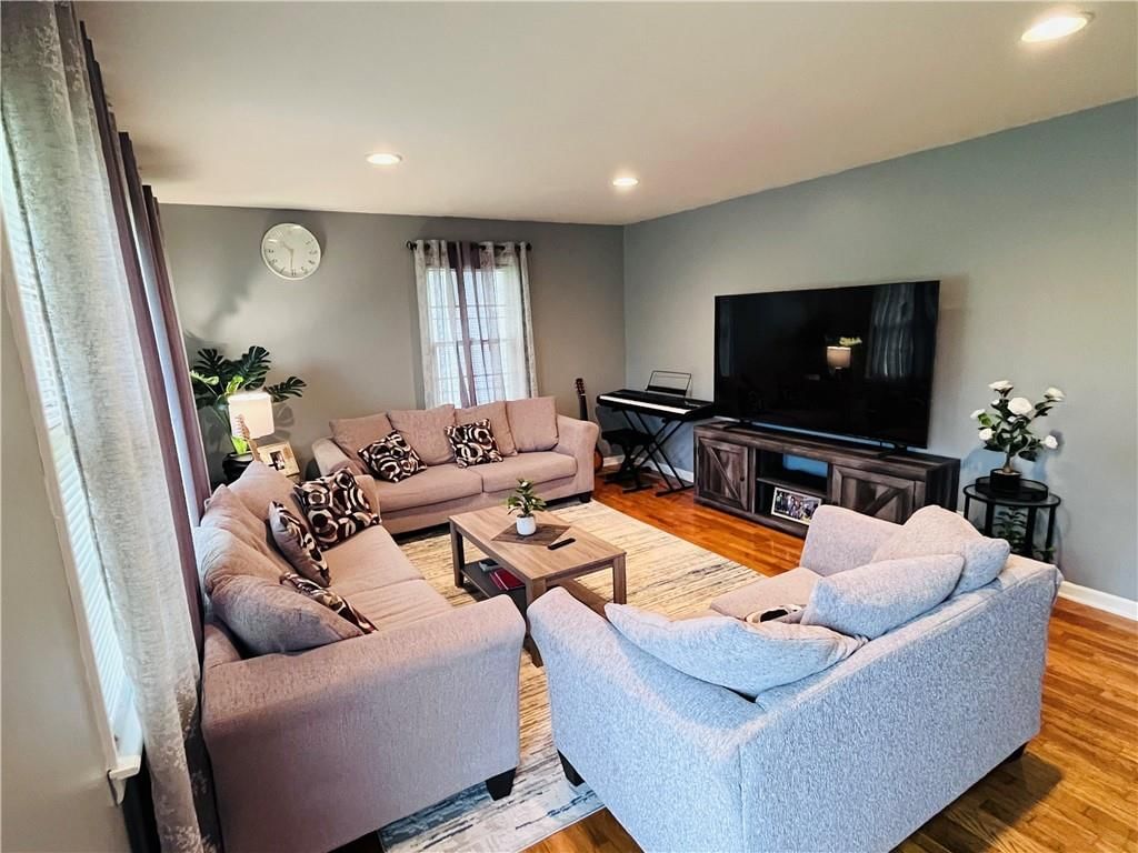 2820 Clay Street — photo 5