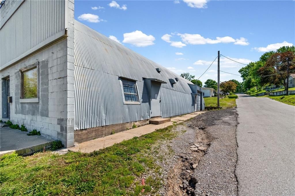 302 N Mason Street — photo 3