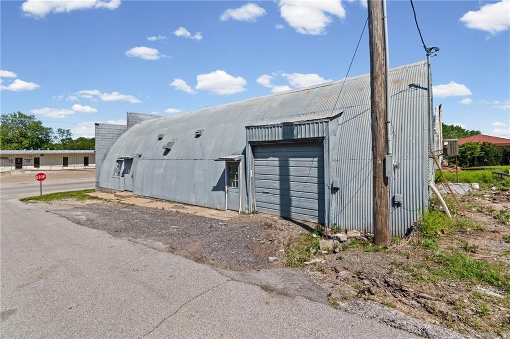 302 N Mason Street — photo 19