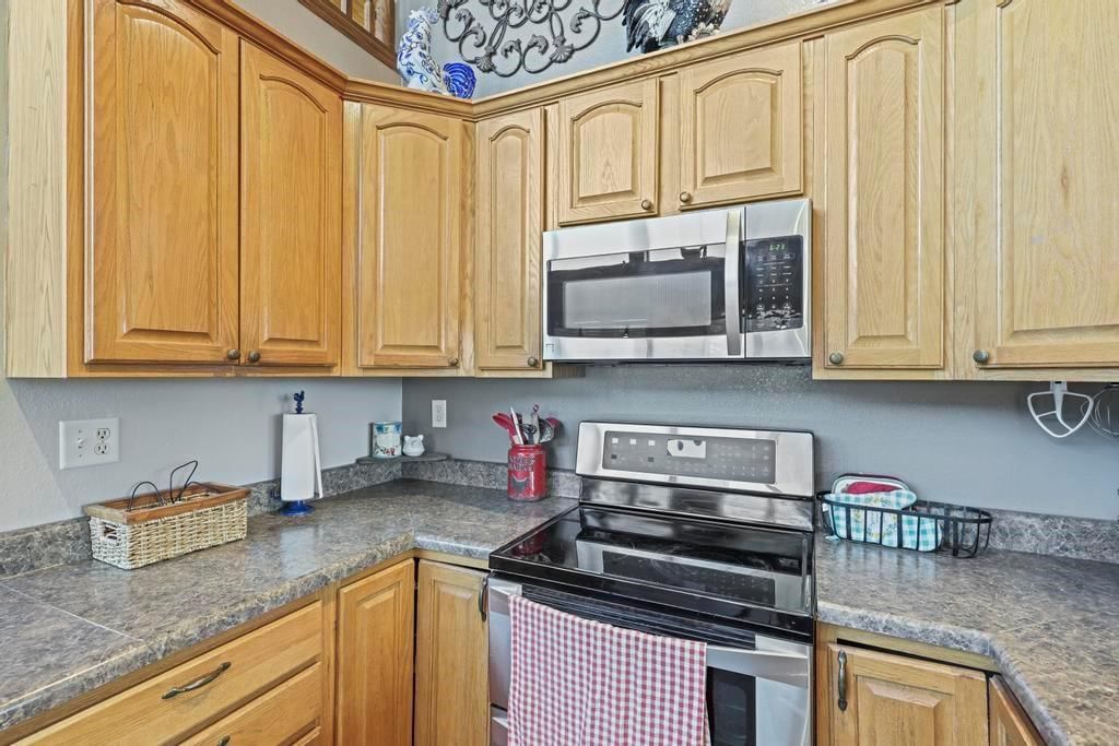 732 N 180th Street — photo 10