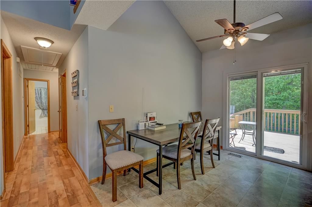407 SW 24th Terrace — photo 8