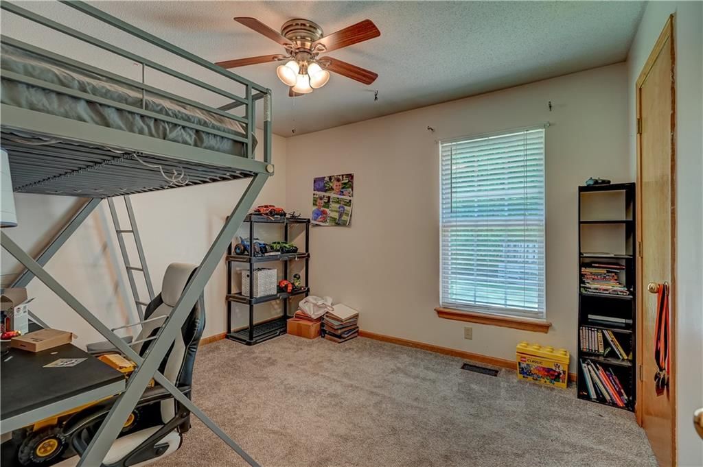 407 SW 24th Terrace — photo 21