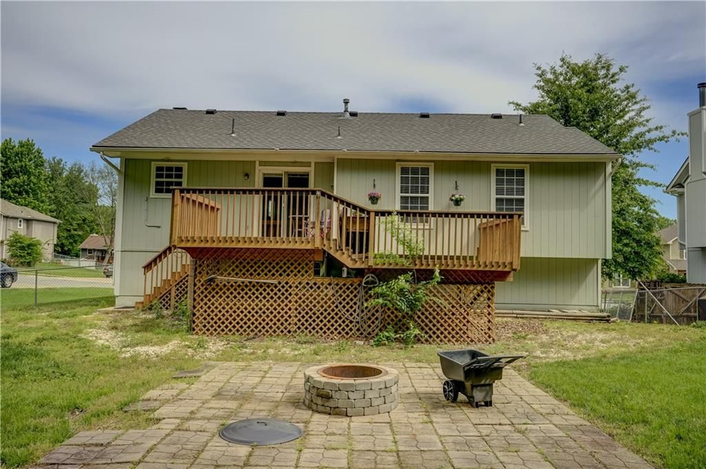 407 SW 24th Terrace — photo 35