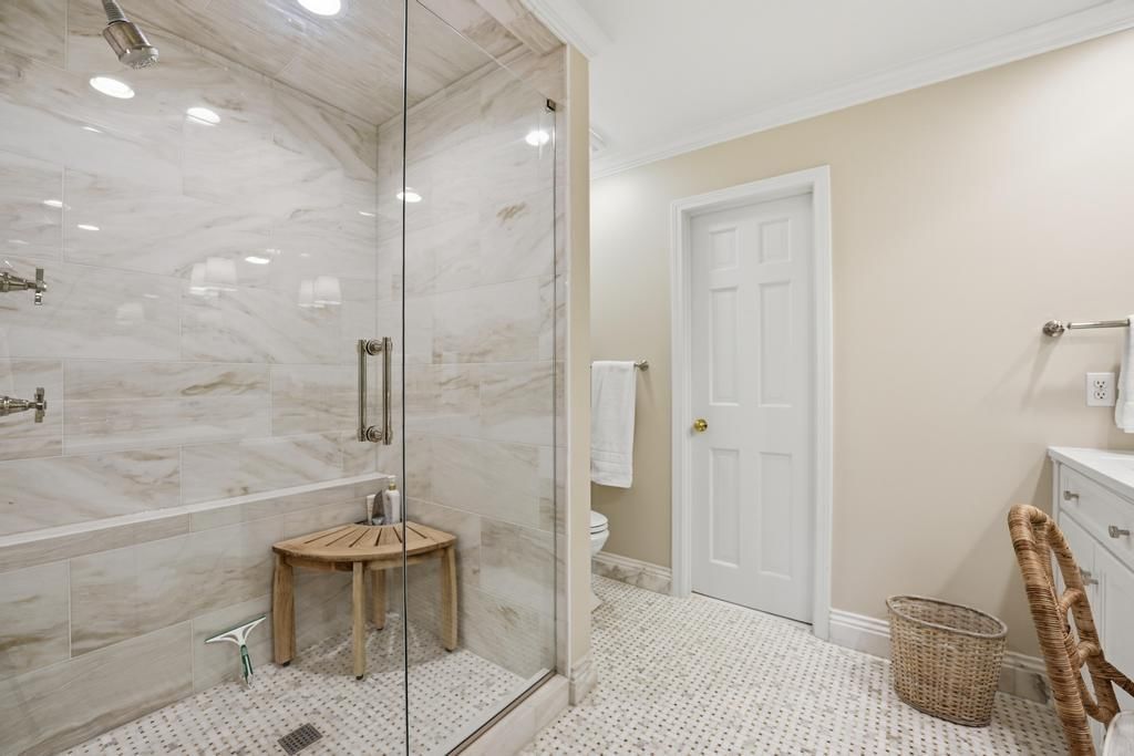 7904 Bristol Court — photo 13