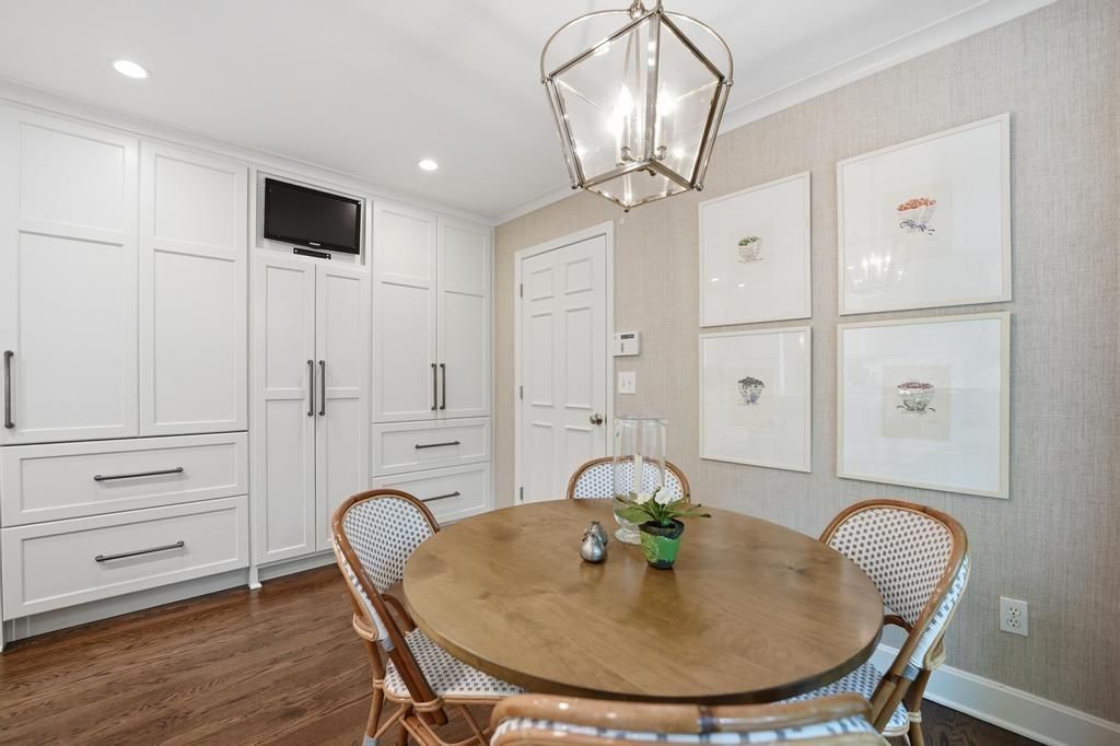 7904 Bristol Court — photo 25