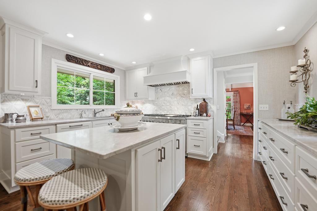 7904 Bristol Court — photo 28